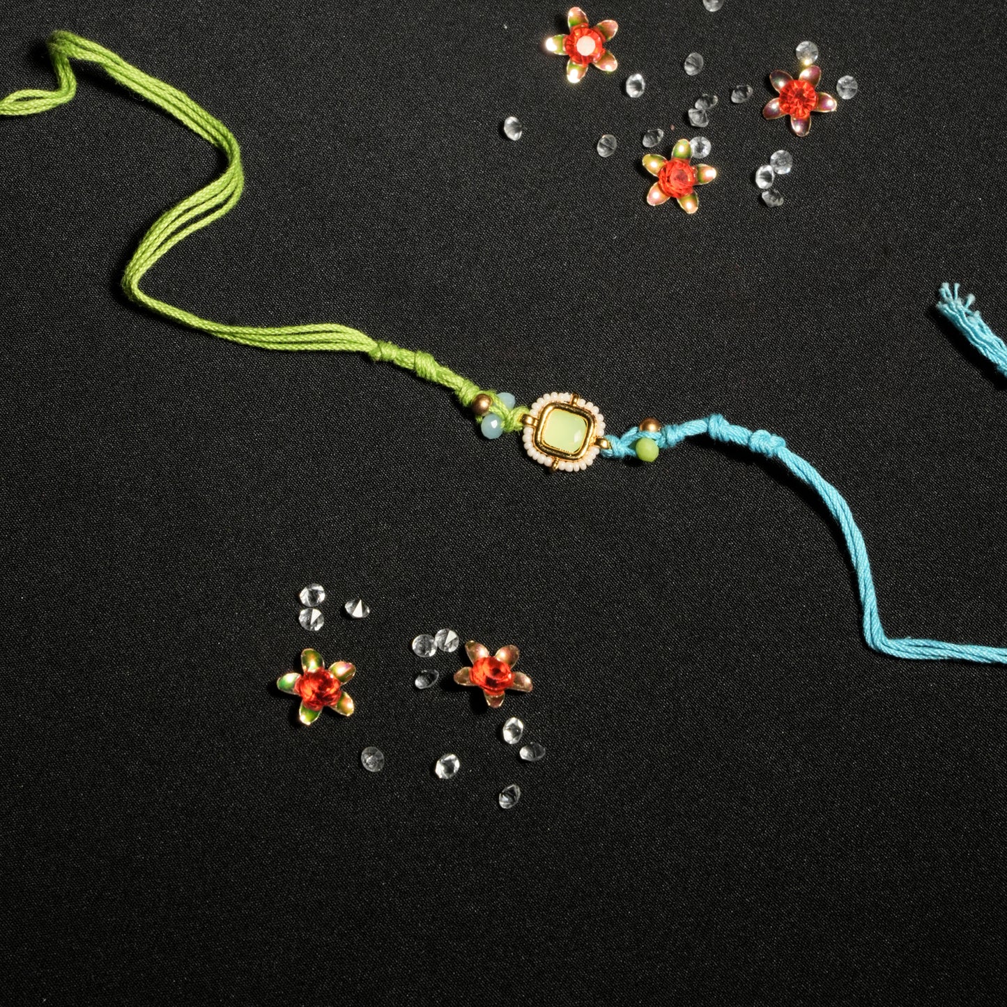 Kundan Meena Green Small Stone Rakhi