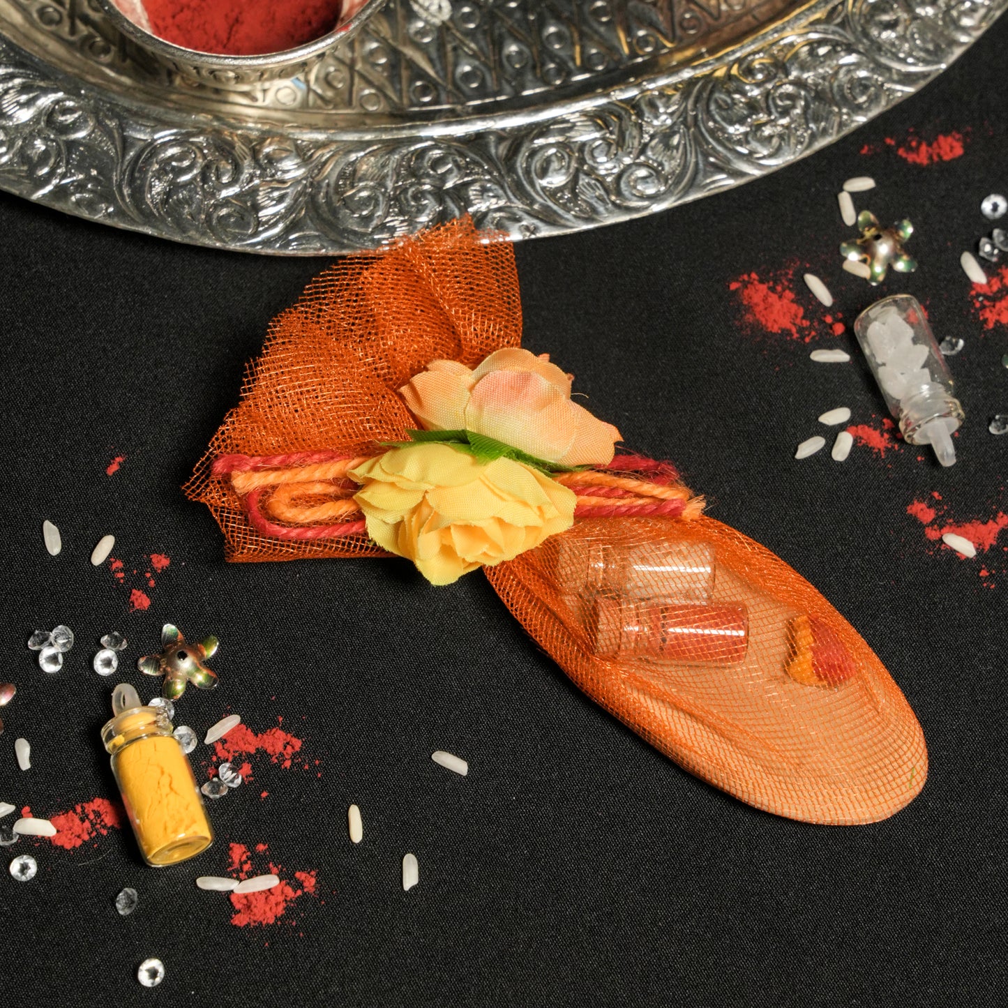 Roli Chawal On Wooden bark
