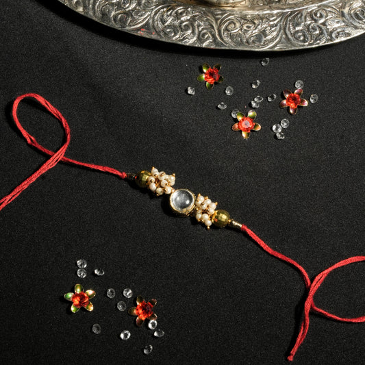 SIngle stone with pearl clusters Dhaaga Rakhi